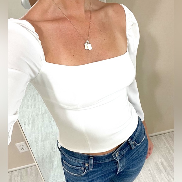 Wilfred Aritzia Fitted Blouse in white size XS - Picture 3 of 15